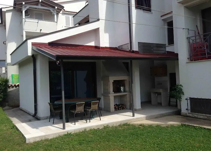 アパート Materada Donato